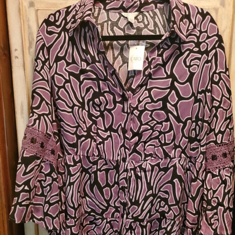 New w tags -CATO Purple Bell Sleve w lace cutouts - New w/tags